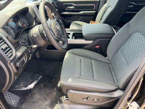 New 2026 RAM 1500 Big Horn AWD/4WD image 12