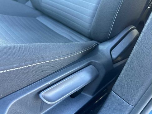 Certified 2025 Volkswagen Jetta S image 25