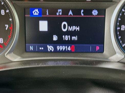 Used 2020 Chevrolet Traverse RS w/ LPO, Floor Liner Package AWD/4WD image 19