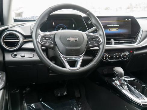 Used 2024 Chevrolet Trax ACTIV w/ Driver Confidence Package image 14