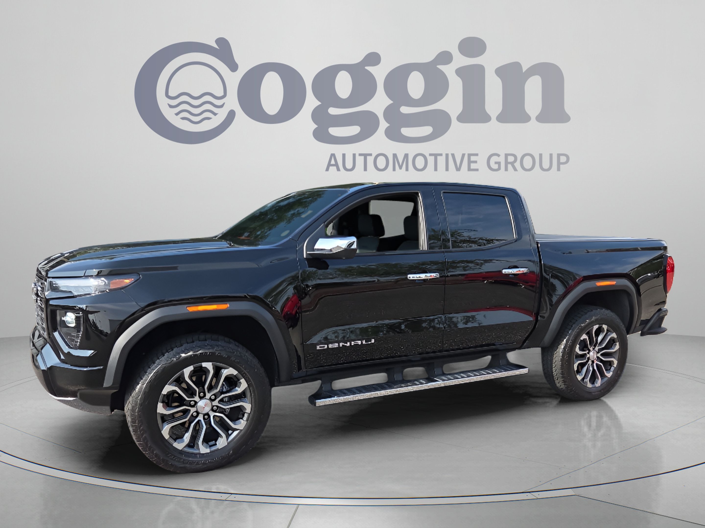 Certified 2024 GMC Canyon Denali AWD/4WD image 1