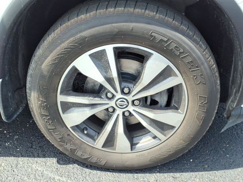 Used 2021 Nissan Murano S FWD image 15