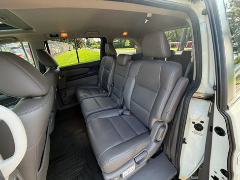 Used 2015 Honda Odyssey EX-L image 19