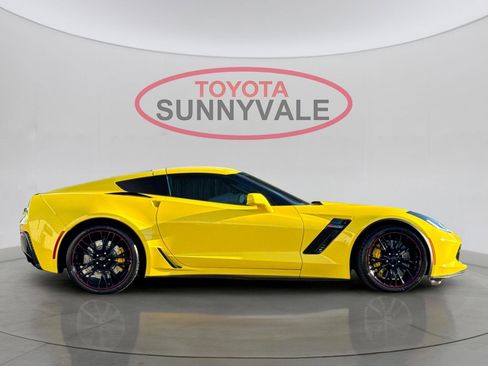 Used 2016 Chevrolet Corvette Z06 w/ 3LZ Preferred Equipment Group image 8