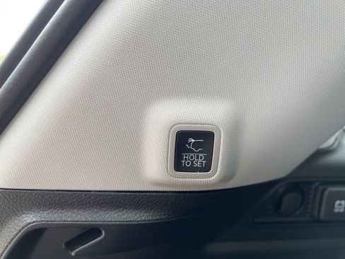 Certified 2023 Jeep Grand Cherokee Laredo w/ Luxury Tech Group I AWD/4WD image 13