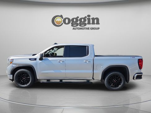 Used 2021 GMC Sierra 1500 Elevation w/ X31 Off-Road Package AWD/4WD image 2