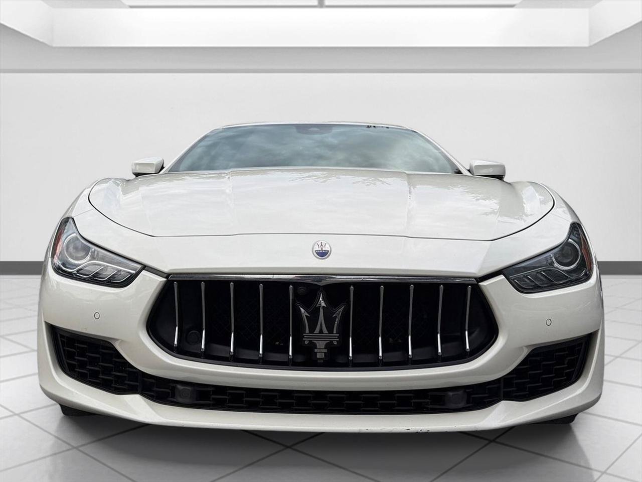 Used 2019 Maserati Ghibli S Q4 AWD/4WD image 6