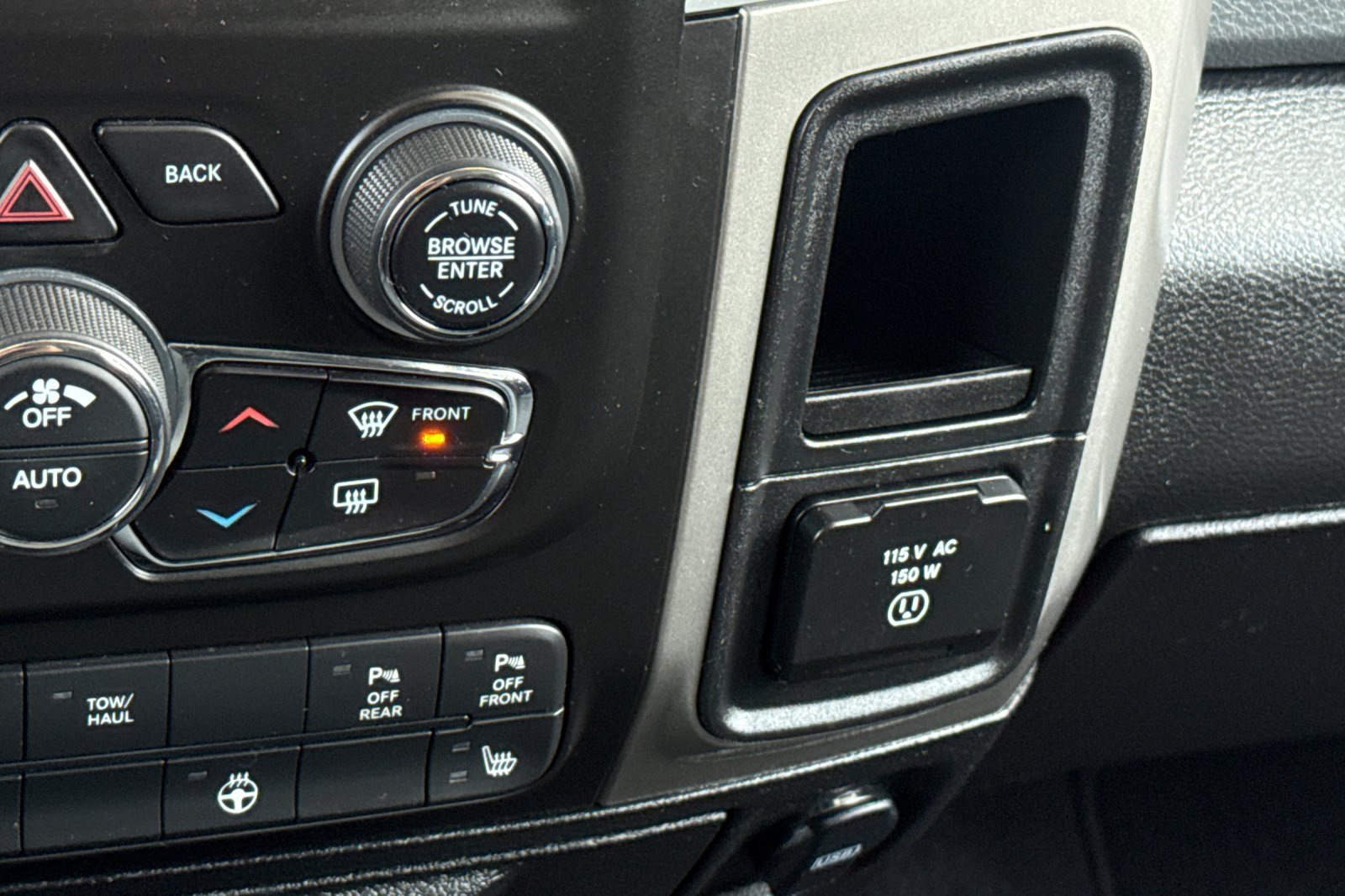 Used 2018 RAM 2500 Big Horn AWD/4WD image 28
