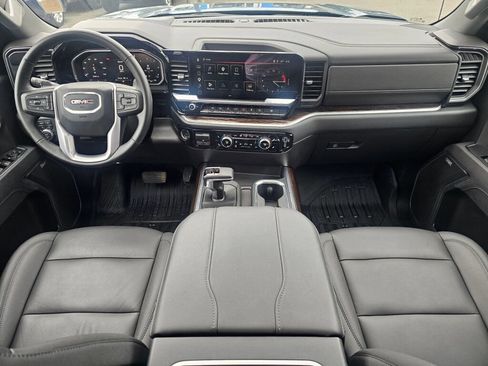 Used 2026 GMC Sierra 1500 Elevation w/ Elevation Premium Package AWD/4WD image 19