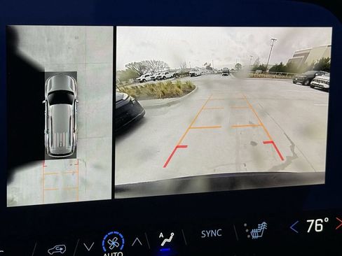 Certified 2025 Chevrolet Traverse Z71 w/ Enhanced Driving Package image 16