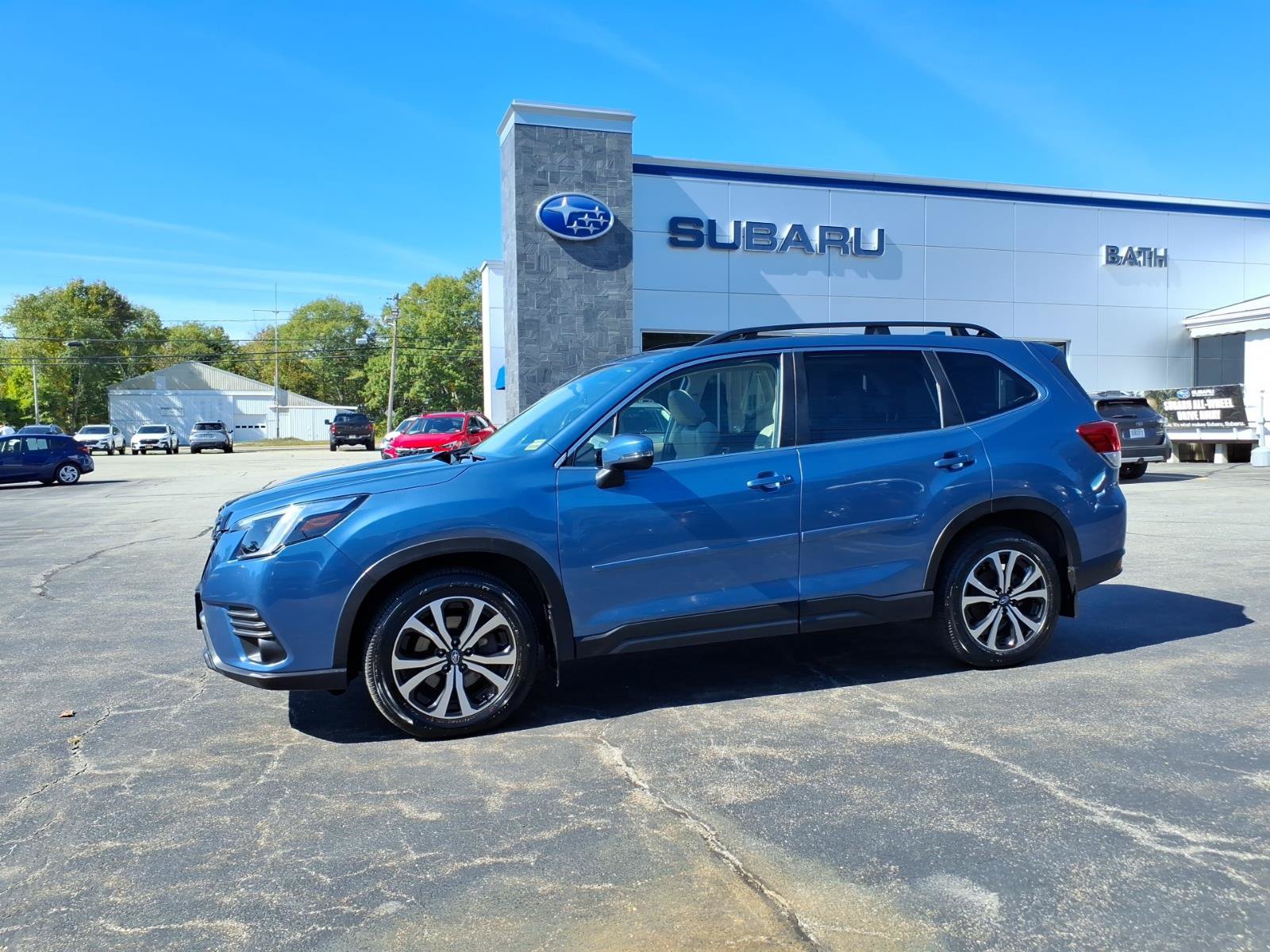 Certified 2023 Subaru Forester Limited AWD/4WD image 4
