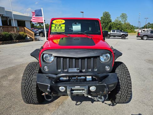 Used 2016 Jeep Wrangler Unlimited Sport w/ Quick Order Package 24S AWD/4WD image 9