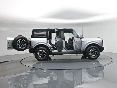 Certified 2021 Ford Bronco Outer Banks image 5