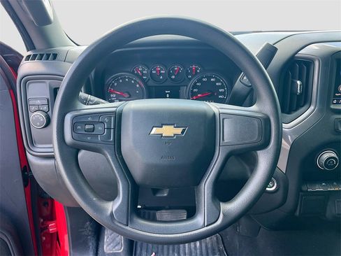 Used 2023 Chevrolet Silverado 1500 Custom image 13