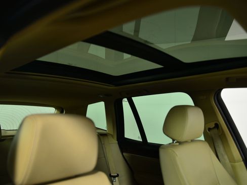 Used 2016 BMW X3 xDrive28i image 12