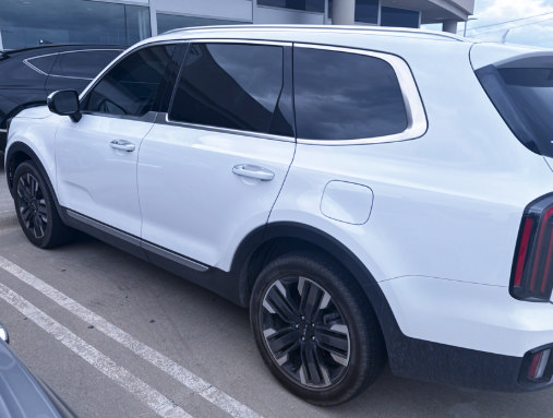 Used 2023 Kia Telluride SX FWD image 3
