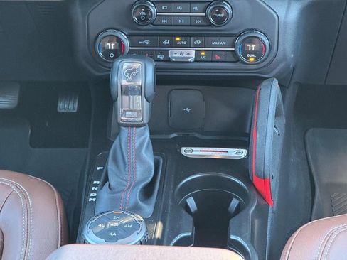 Used 2023 Ford Bronco Heritage Edition image 13