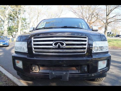 Used 2005 INFINITI QX56 4WD image 1