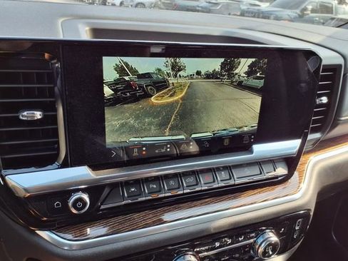 New 2026 GMC Sierra 1500 Elevation image 32