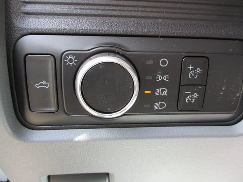 Used 2025 Ford F250 XL w/ XL Driver Assist Package RWD image 10