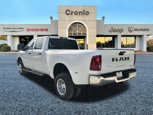 New 2026 RAM 3500 Tradesman AWD/4WD image 5
