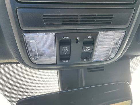 Used 2024 Honda Passport EX-L image 21