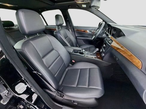 Used 2013 Mercedes-Benz C 300 4MATIC Sedan image 28