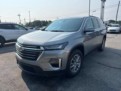 Used 2023 Chevrolet Traverse LT