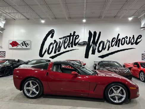 Used 2011 Chevrolet Corvette Coupe w/ Preferred Equipment Group image 10