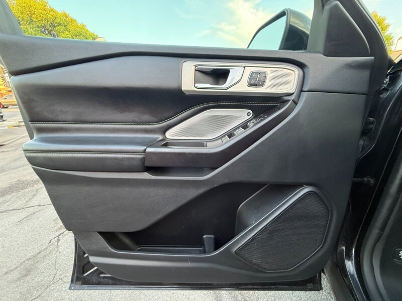 Used 2020 Ford Explorer ST w/ ST Street Pack AWD/4WD image 18