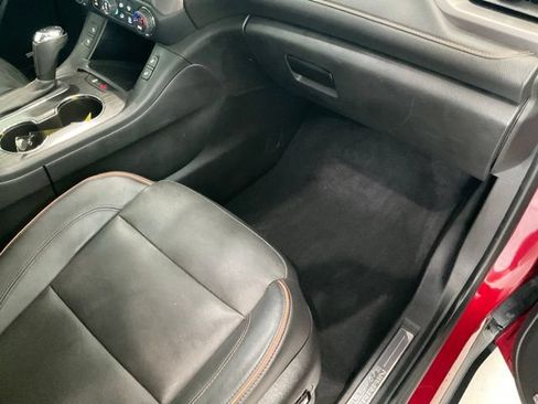 Used 2019 GMC Acadia SLT AWD/4WD image 24