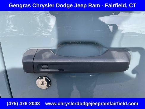 Used 2024 Jeep Wrangler Unlimited w/ Convenience Group AWD/4WD image 17