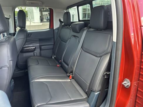 Certified 2024 Ford Maverick Lariat w/ Black Appearance Package FWD image 19