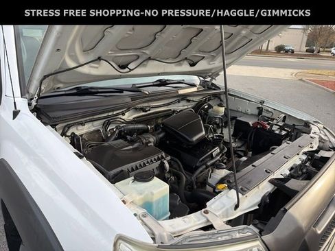 Used 2014 Toyota Tacoma PreRunner w/ Convenience Package image 9