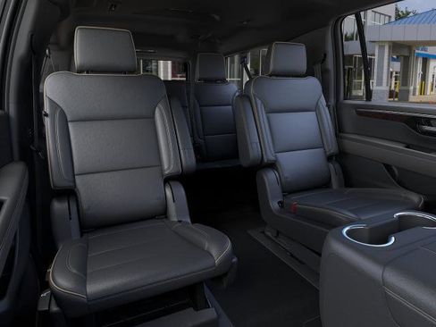 New 2026 Chevrolet Suburban Premier w/ Sun And Tow Package AWD/4WD image 41