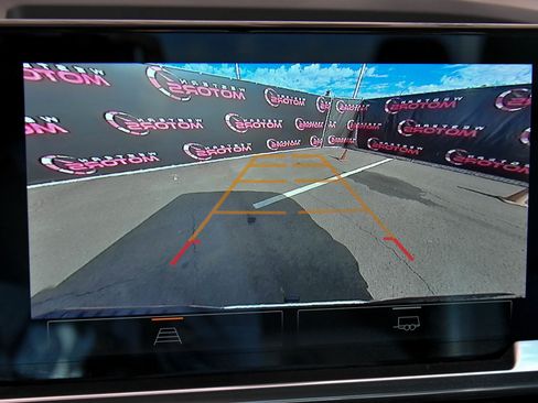 Used 2024 GMC Sierra 1500 SLT image 21