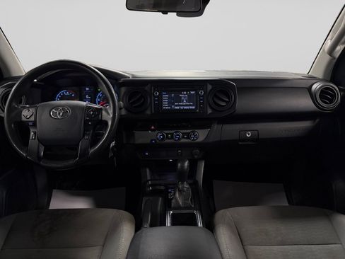 Used 2018 Toyota Tacoma SR w/ SR Convenience Package RWD image 17