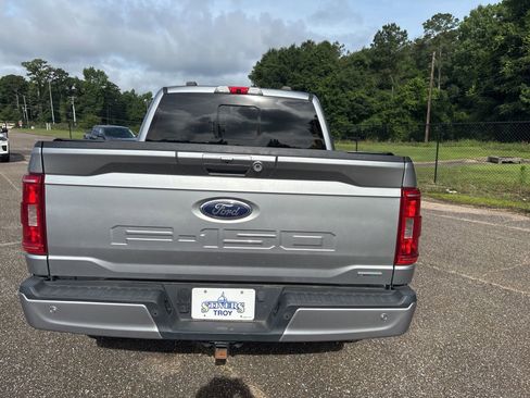 Used 2022 Ford F150 XLT w/ Equipment Group 302A High AWD/4WD image 4