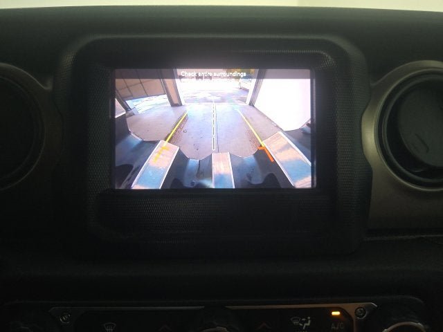 Used 2018 Jeep Wrangler Unlimited Sport S AWD/4WD image 24