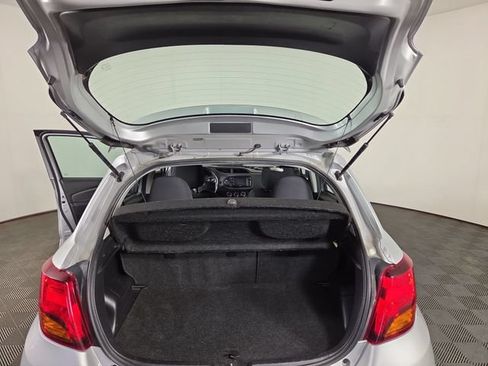 Used 2015 Toyota Yaris SE FWD image 28