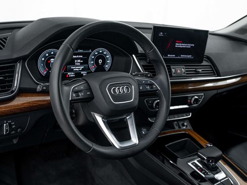 Certified 2023 Audi Q5 2.0T Premium Plus w/ Premium Plus Package AWD/4WD image 10