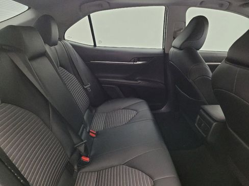 Used 2022 Toyota Camry SE w/ Audio Upgrade Package FWD image 19