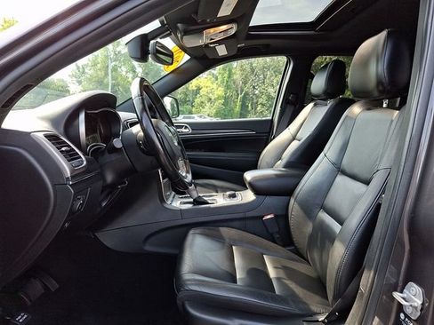 Used 2021 Jeep Grand Cherokee Limited AWD/4WD image 14