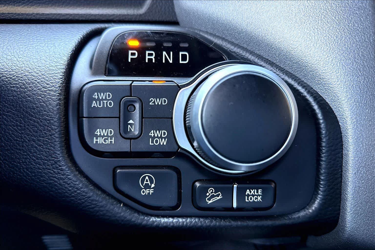 Used 2020 RAM 1500 Big Horn w/ Built-to-serve Edition AWD/4WD image 35
