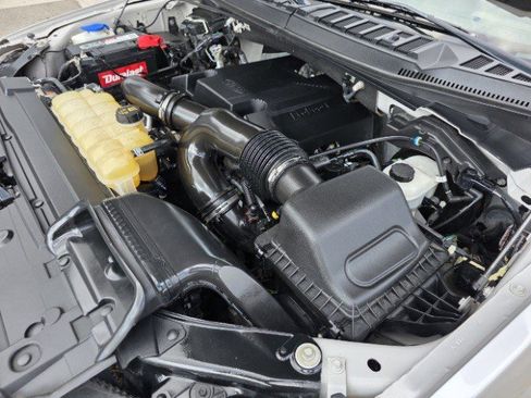 Used 2019 Ford F150 XLT image 47