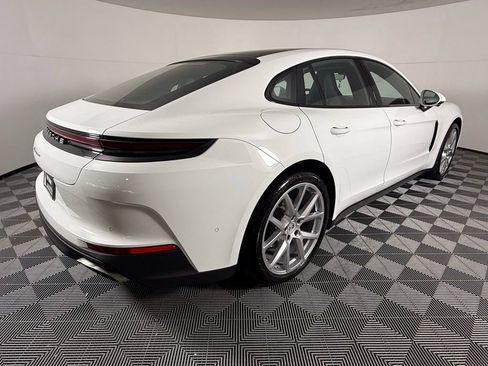 Certified 2025 Porsche Panamera image 8