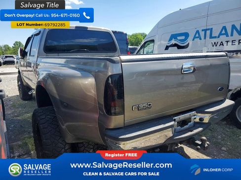 Used 2003 Ford F350 2WD Crew Cab DRW Super Duty image 3