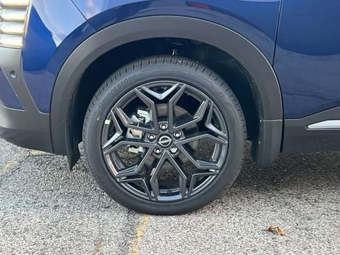 New 2026 Nissan Kicks SR w/ Cold Weather Package image 11