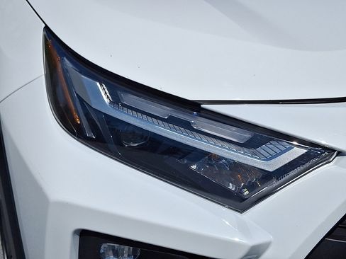 Used 2024 Toyota RAV4 Adventure image 10