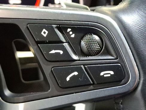 Used 2022 Porsche Cayenne Base image 27